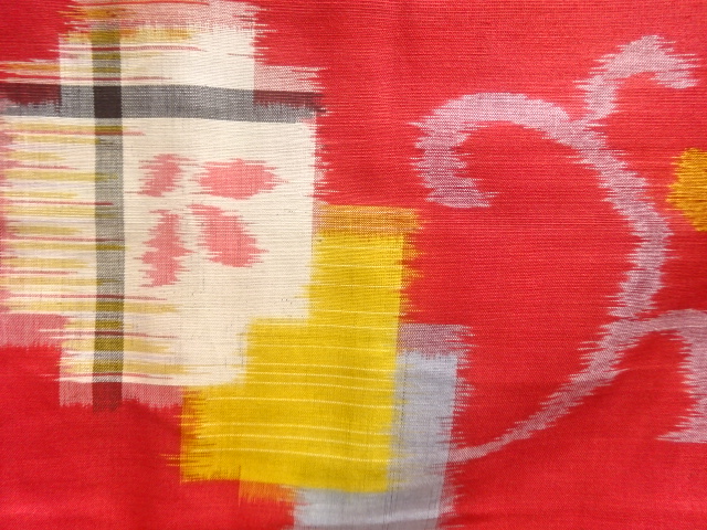 アンティーク　唐草模様織出し銘仙着物